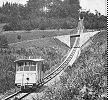 Sonnenbergbahn Kriens Wagen im obersten Teilstück bei der Bergstation Sonnenberg - Foto Archiv standseilbahnen.ch
